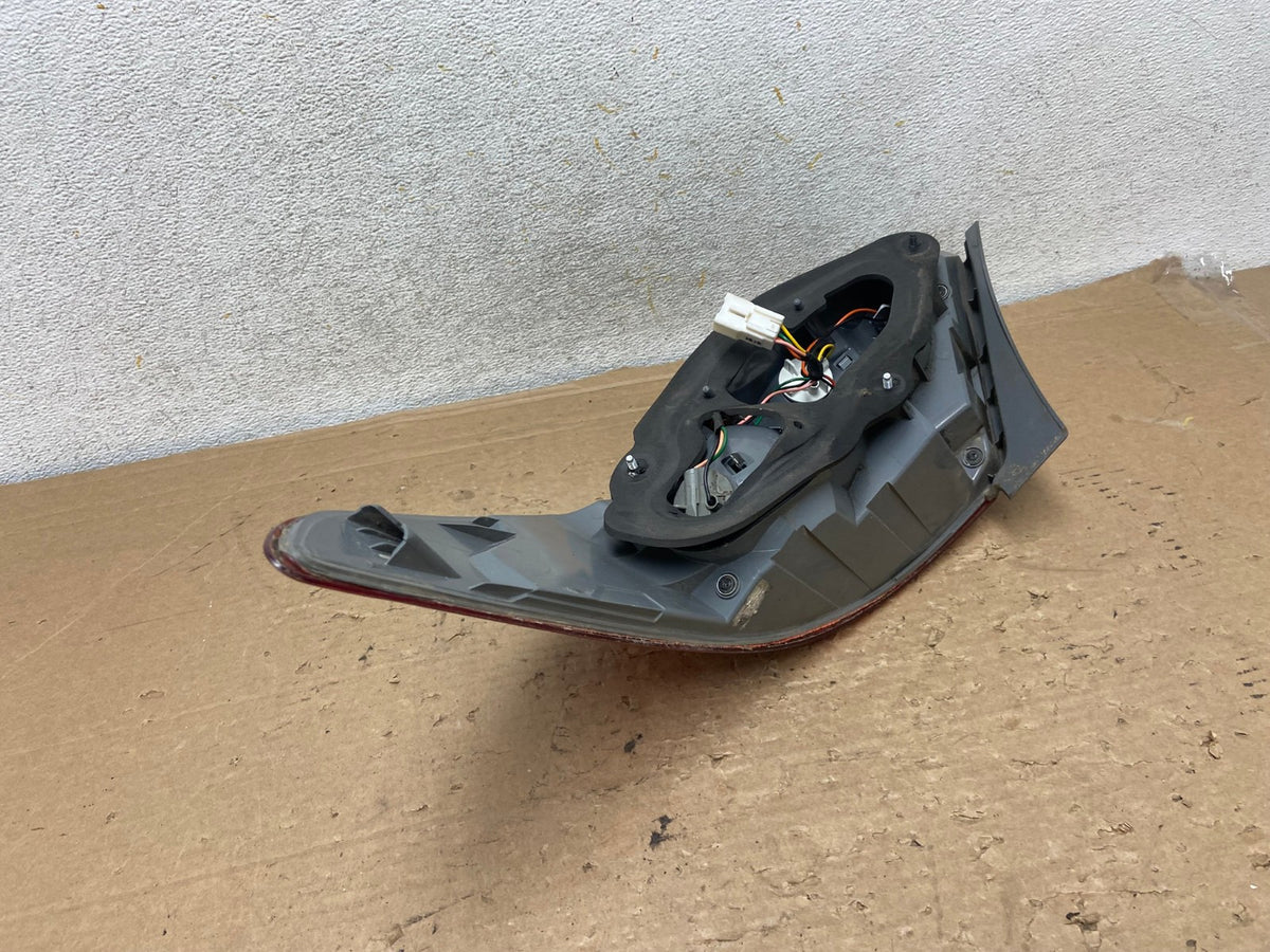 2012 2013 2014 Hyundai Accent Left Driver LH Side Tail Light AH9176 LK4
