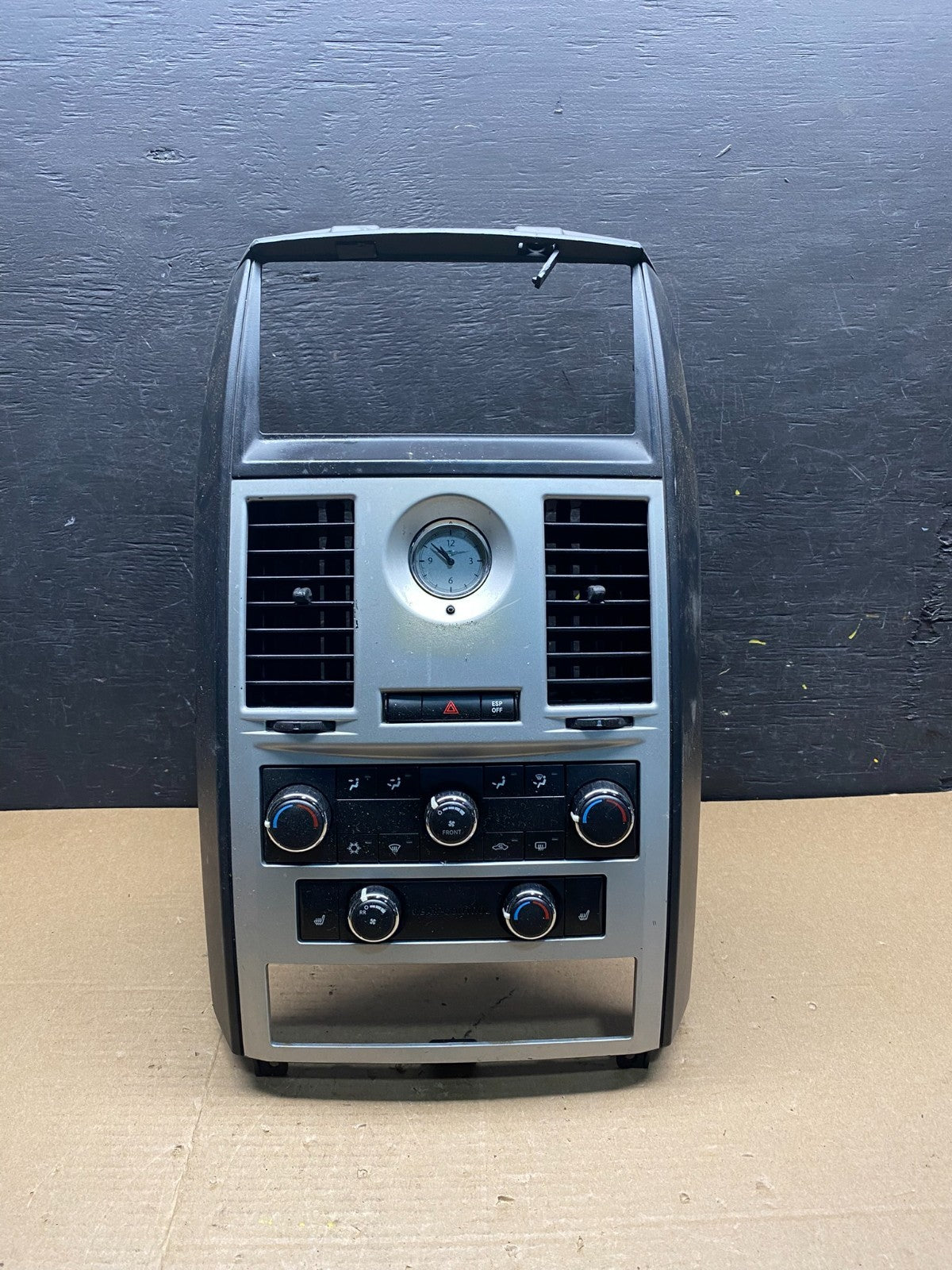 2008 - 2010 Dodge Grand Caravan Radio Bezel Climate Control Heat Heater q9575 DG0