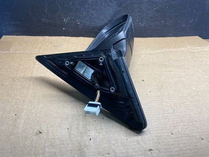2011 to 2015 Kia Sorento Right Passenger Door Mirror Turn Signal AD9686 DW4