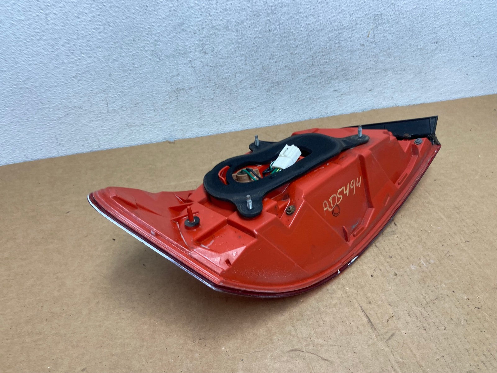 2005 to 2006 Infiniti G35 Right Passenger RH Side Tail Light AD5495 LK5