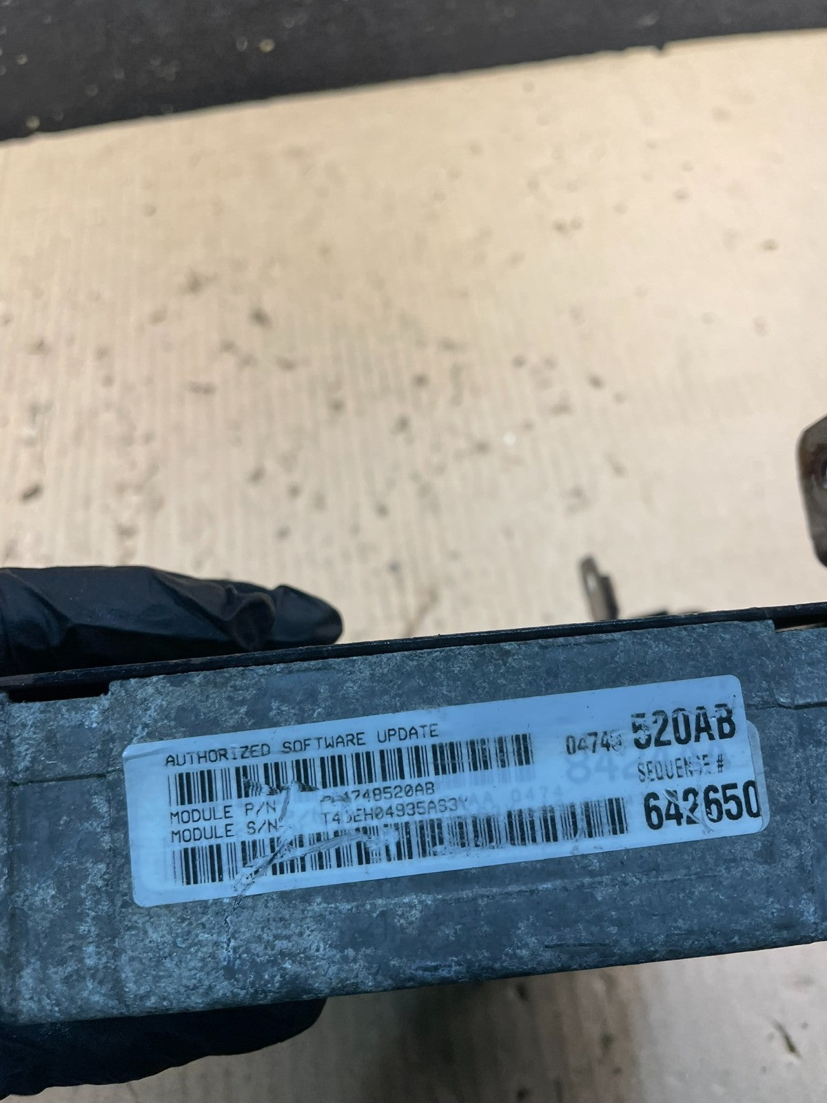 2003 Dodge Caravan Engine Control Unit Module ECM ECU X0865 DG3