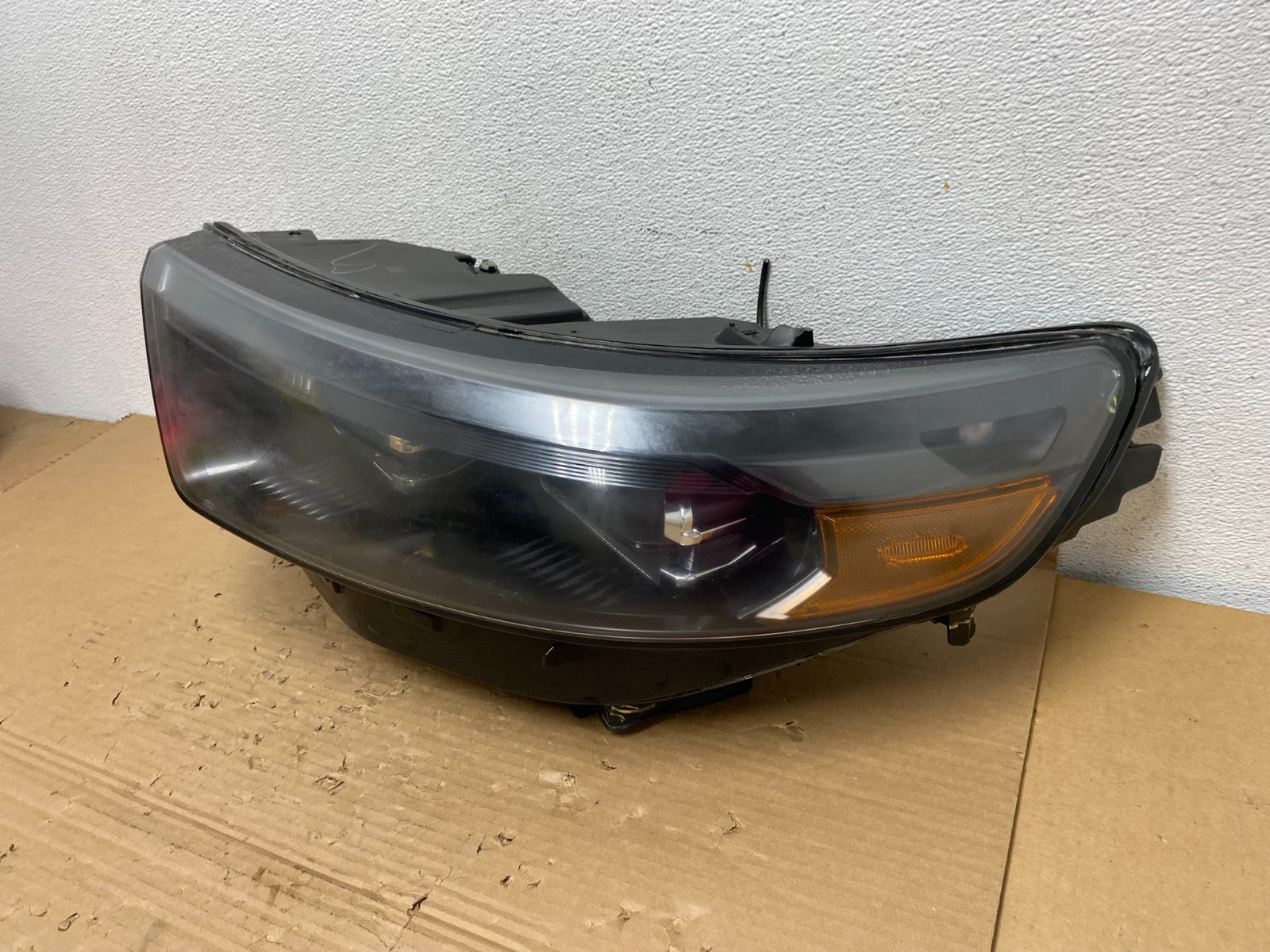 2020-2023 Ford Explorer Left Police Interceptor w/Module Headlight AD4283 DW1