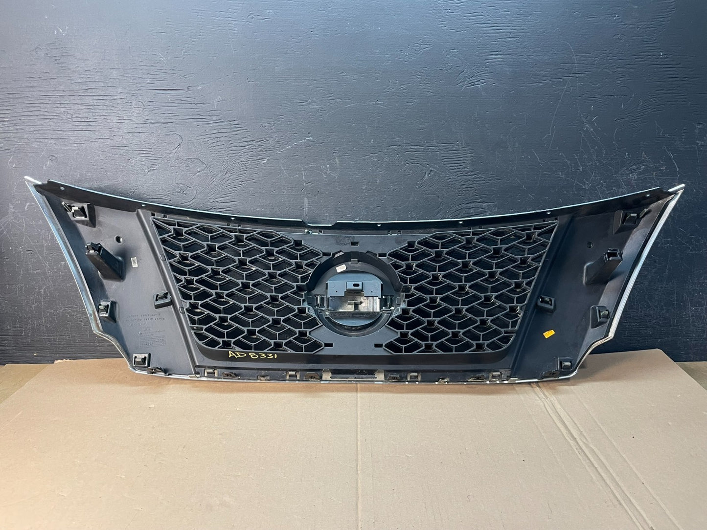 2013 - 2016 Nissan Pathfinder Front Upper Chrome Grill Grille AD8331 DG4