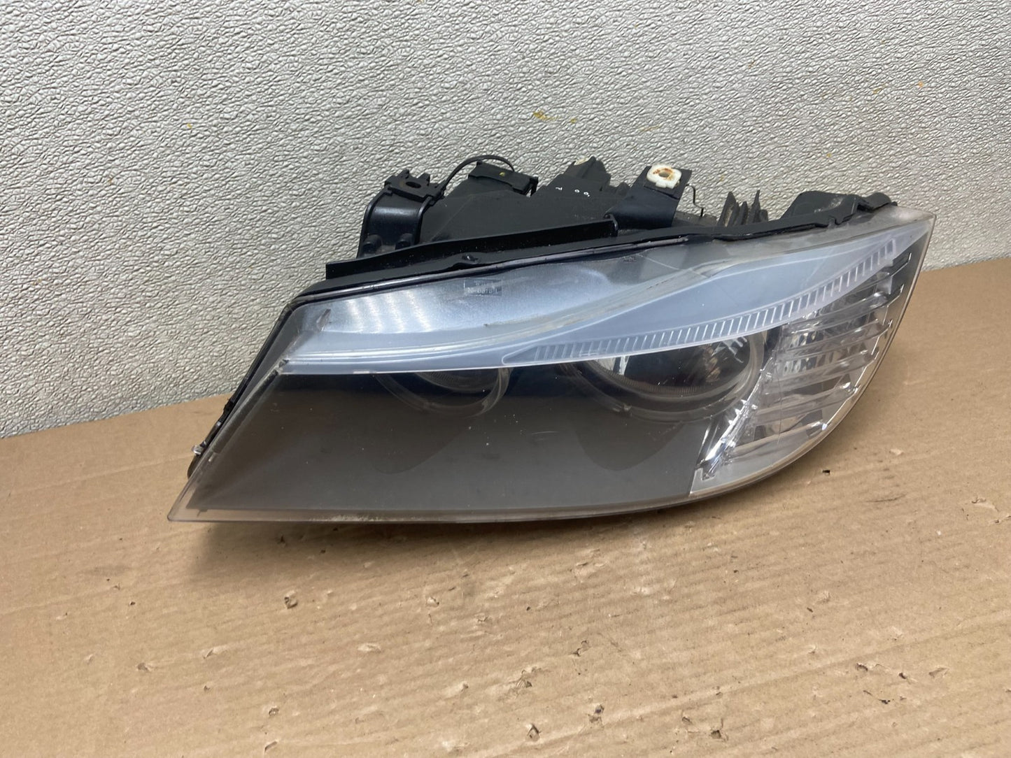 2009-2011 Bmw 3 Series 328i 4/D Sedan Left Driver Headlight Halogen AA8764 DW0