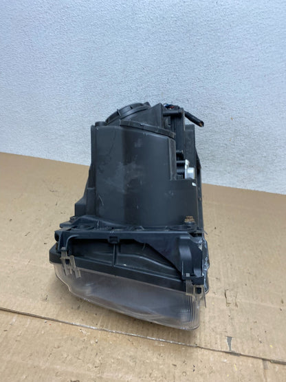 2006-2009 Land Rover Range Rover Right Passenger Xenon Headlight AE6570 DW9