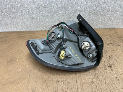 2001-2004 Hyundai Santa Fe Left Driver LH Side Tail Light OEM AA8514 LK5