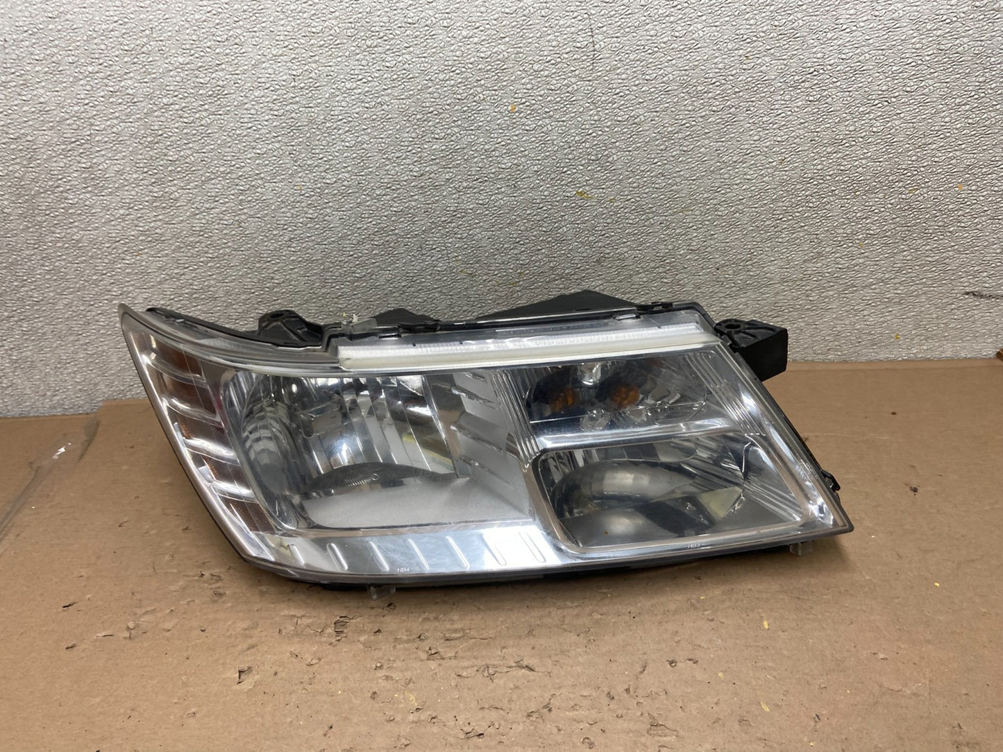 2009 to 2017 Dodge Journey Headlight Right Passenger Rh Halogen Oem AB0888 DW0
