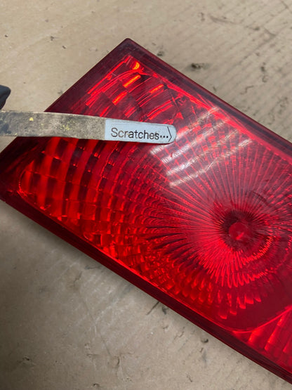 2000-2001 Toyota Camry Tail Light Right Passenger Rh Side Inner AE8851 LK3