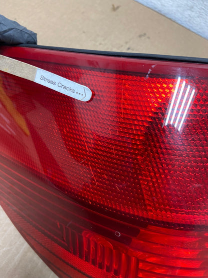 2004 to 2005 Toyota Sienna Left Driver LH Side Tail Light AG2256 LK4
