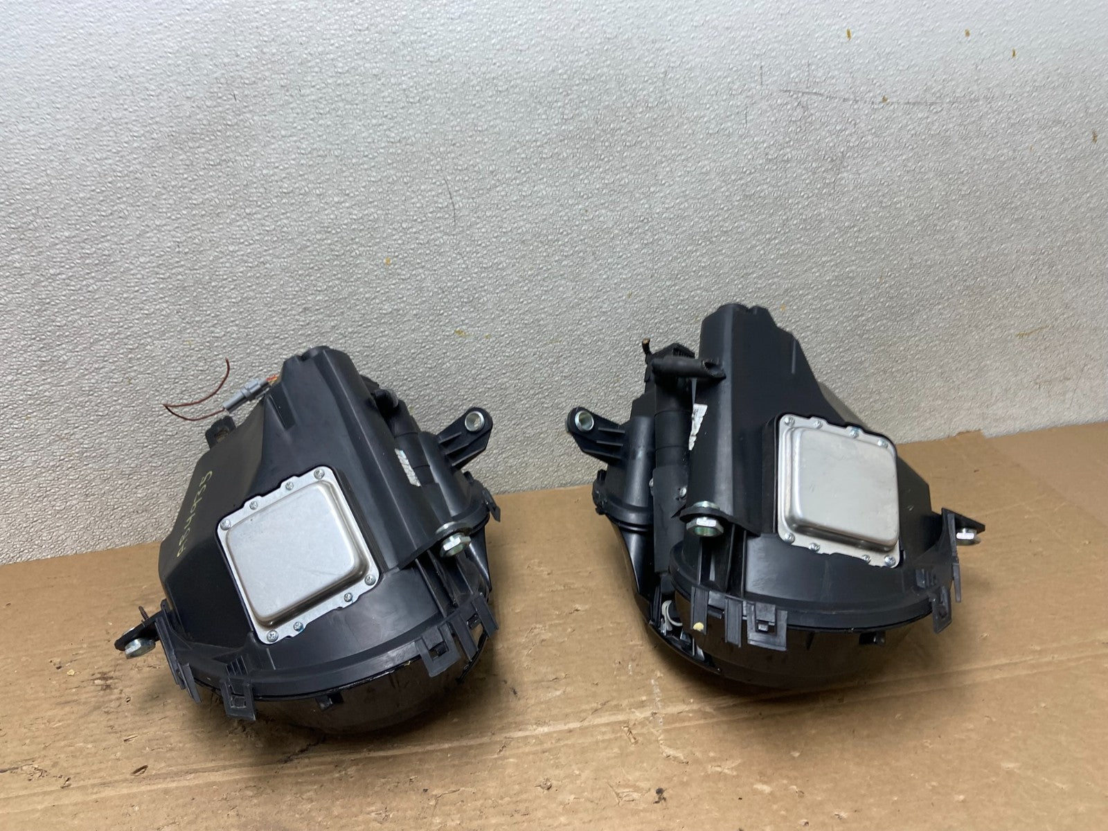 2007 to 2013 Mini Cooper Left+Right Set Xenon LED Black Headlight AB4935  DG7