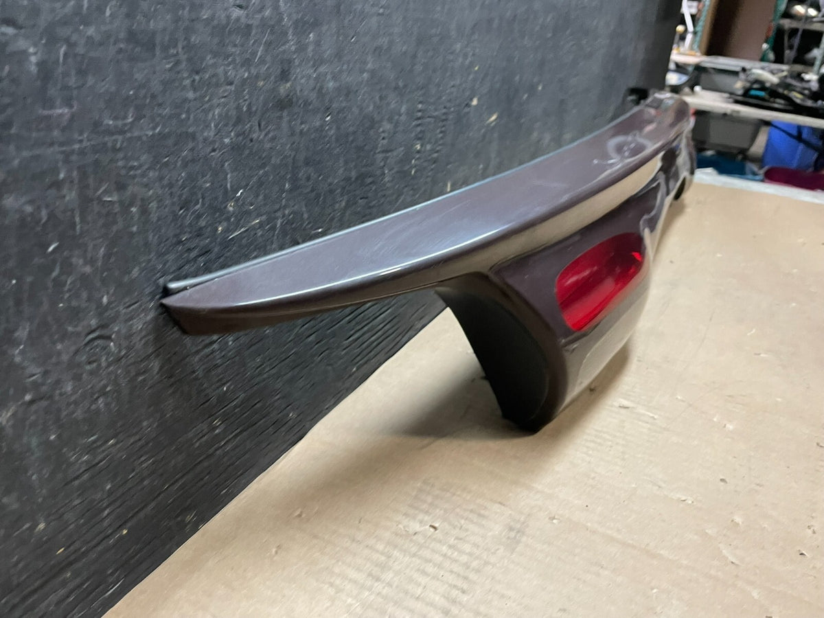 2000 to 2002 Ford Taurus Trunk Rear Center Lid Tail Light Panel L9240 DG2