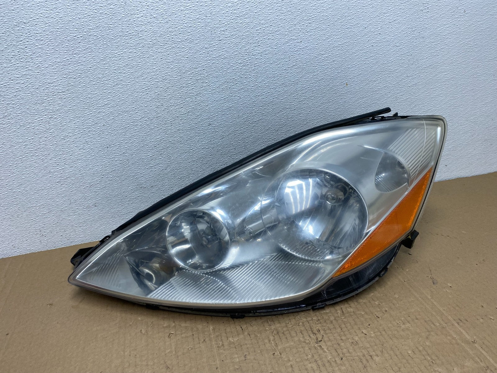 2006 to 2010 Toyota Sienna Left Driver Lh Side Headlight Halogen TYC AC3864 DW0