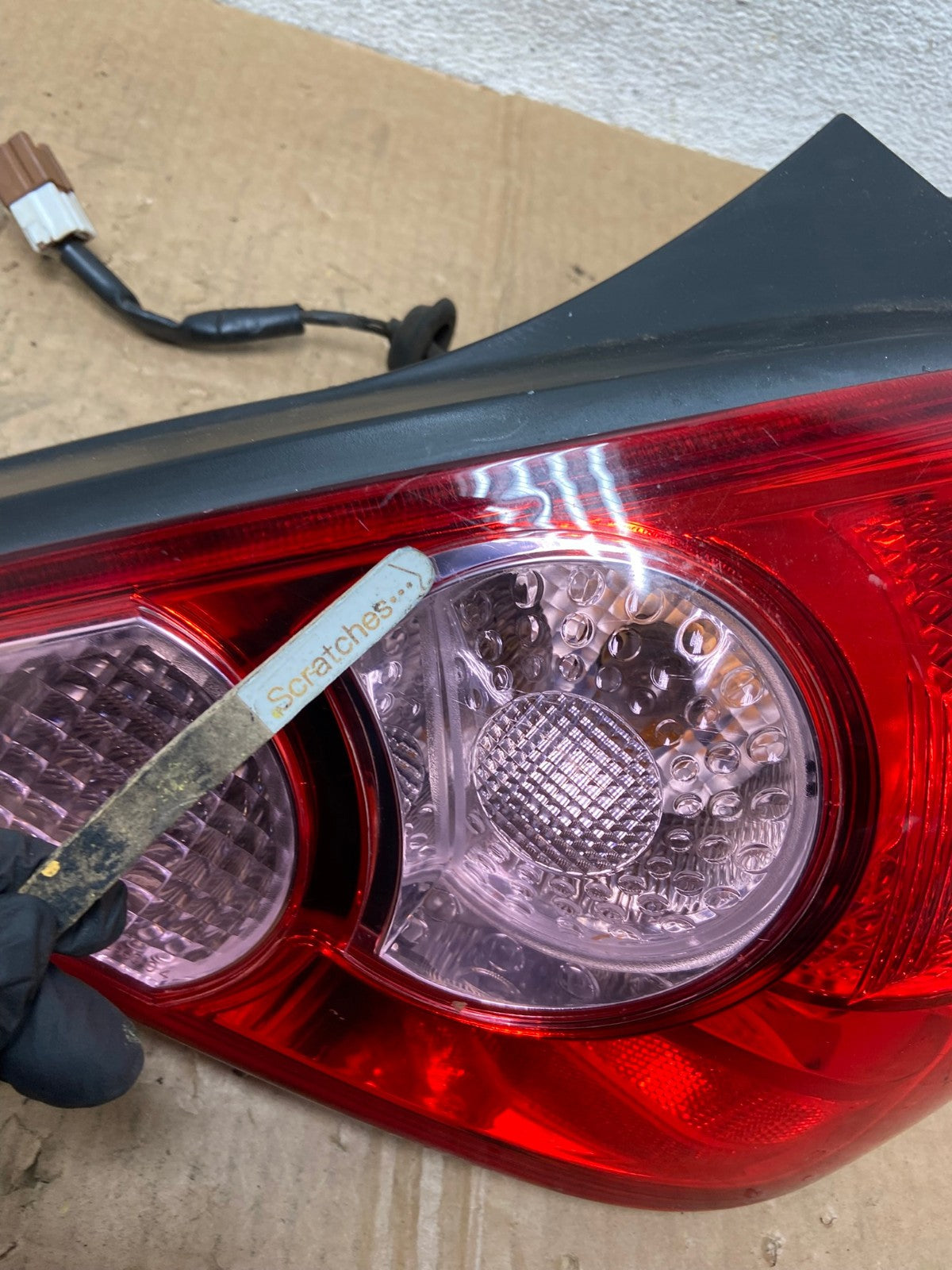 2007 - 2012 Nissan Versa Hatchback Right Passenger Side Tail Light AI5491 LK4