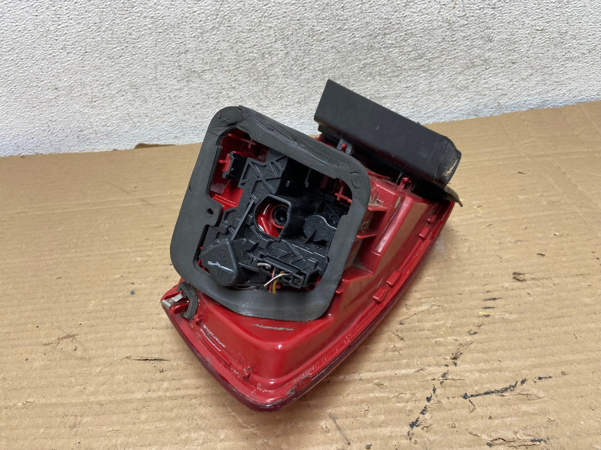 2011 to 2014 Volkswagen Jetta Left Driver LH Side Tail Light AG9079 LK5
