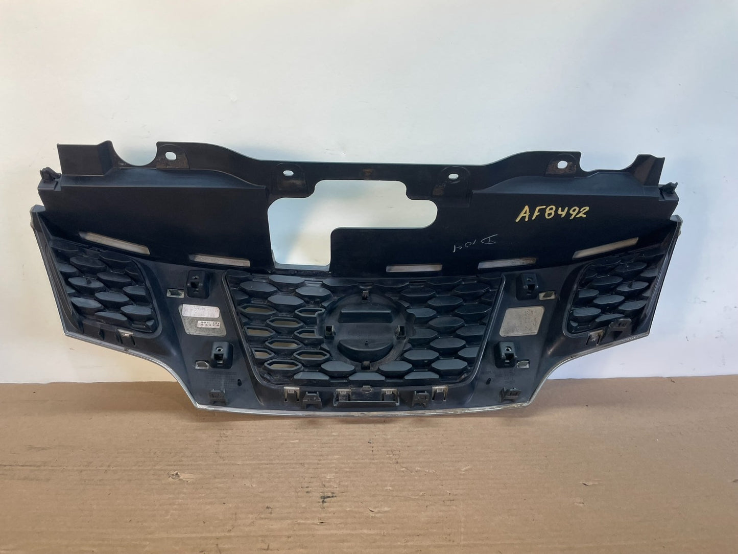 2013 to 2019 Nissan NV200 Front Upper Grill Grille AF8492 DG3