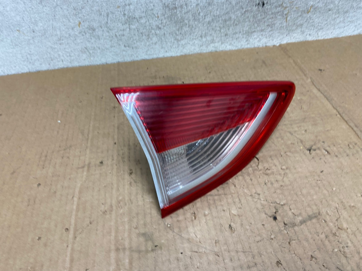 2013 to 2016 Ford Escape Left Driver LH Side Inner Tail Light AI5427 LK2