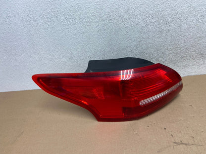 2015 - 2018 Ford Focus Sedan Left Driver LH Tail Light AG3385 LK0
