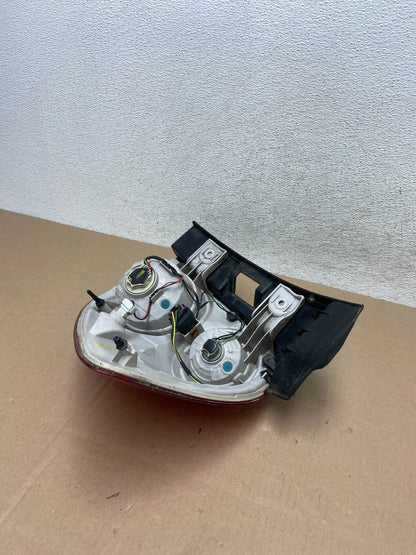 2010 to 2015 Chevrolet Equinox Left Driver Lh Side Tail Light AG66146