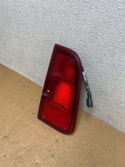 2003-2006 Lincoln Navigator Left Driver Lh Side Tail Light Inner Oem Q7407 DW1
