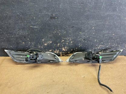 2013 to 2016 Lincoln MKT Left+Right Set Front Fog Light Bezel OEM ab2848 DG3