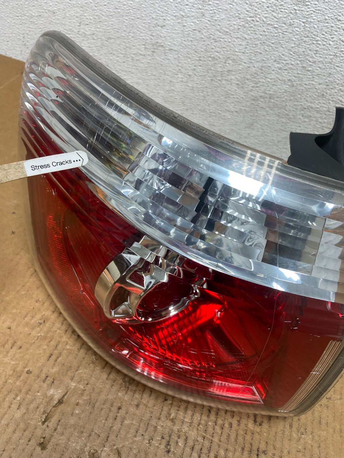 2007 to 2012 GMC Acadia Tail Light Left Driver Lh Side AE0505 LK4