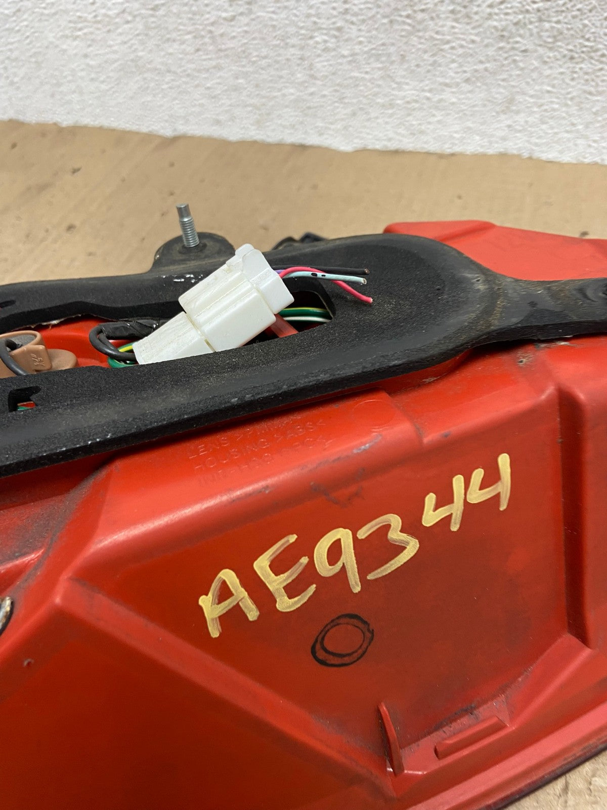 2007 to 2013 Infiniti G35 G37 Sedan Right Passenger Rh Tail Light AE9344 LK6
