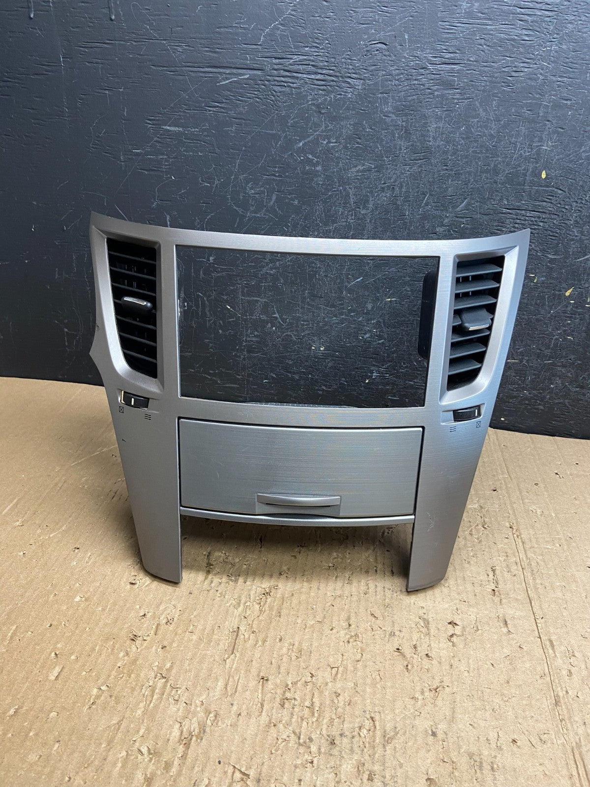 2010-2014 Subaru Legacy Outback Vent Radio Panel Trim Bezel AF1459 DG0