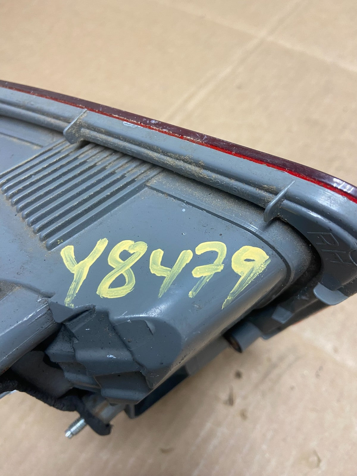 2010 to 2013 Kia Forte Right Passenger RH Side Tail Light Inner Oem Y8479 DW6