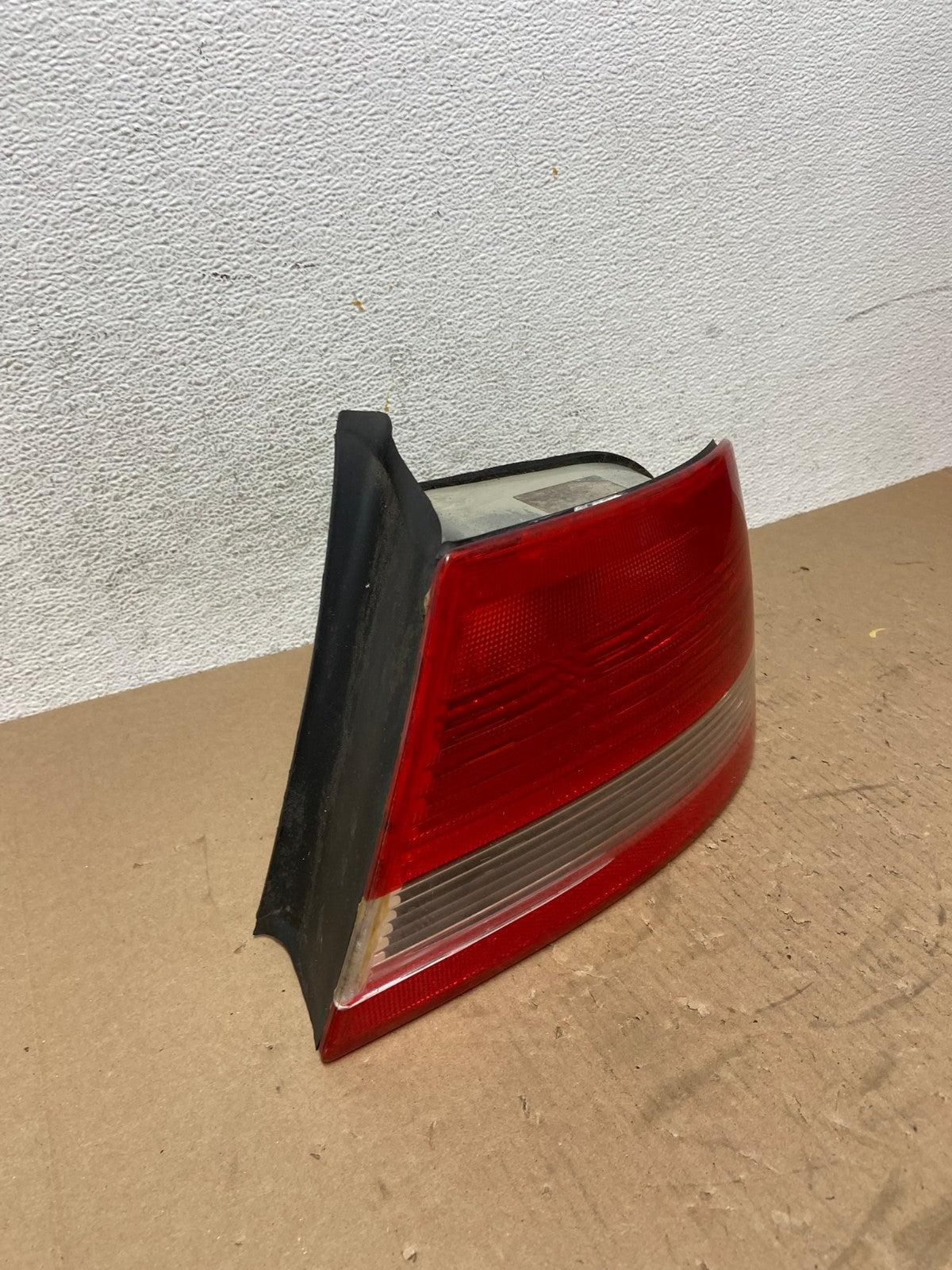 2003 to 2007 Saab 9-3 Right Passenger RH Side Tail Light AD7786 LK1