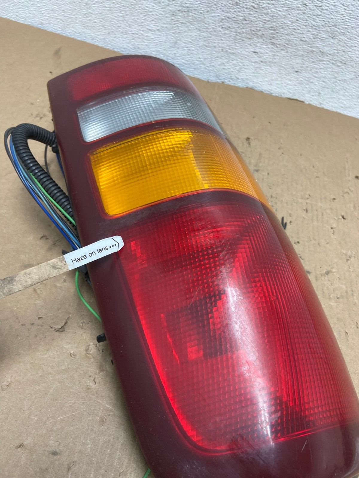 1999-2002 Chevrolet Silverado 1500 Right Passenger Side Tail Light AD8058 LK4