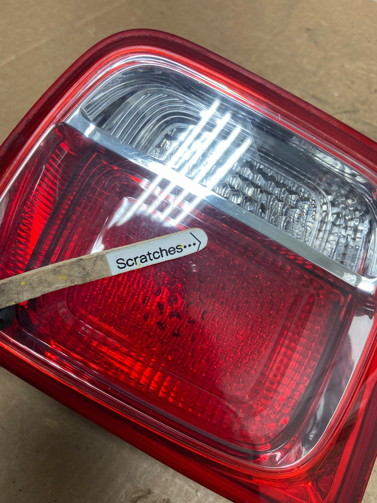 2013-2016 Chevrolet Malibu Left Driver Lh Side Inner Tail Light Oem AA27593