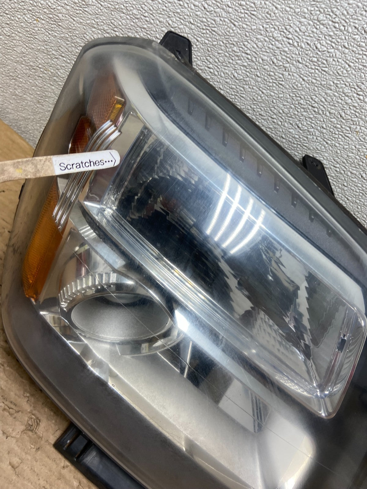 2010 to 2015 GMC Terrain Halogen Passenger Right Rh Side Headlight Oem AB3322 DW3