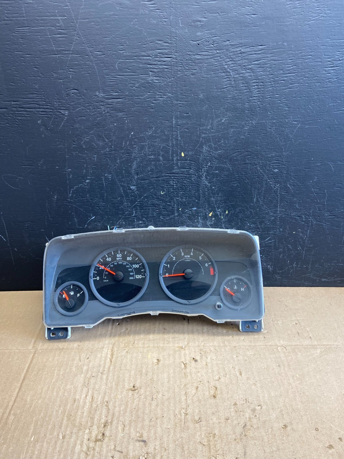 2007 Jeep Compass Speedometer Gauge Cluster OEM AB9863 DG0