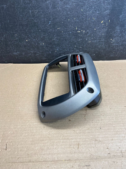 2004 to 2005 Toyota Rav4 Center Console Dash Radio Bezel Air Vent Trim AH3512 DG1