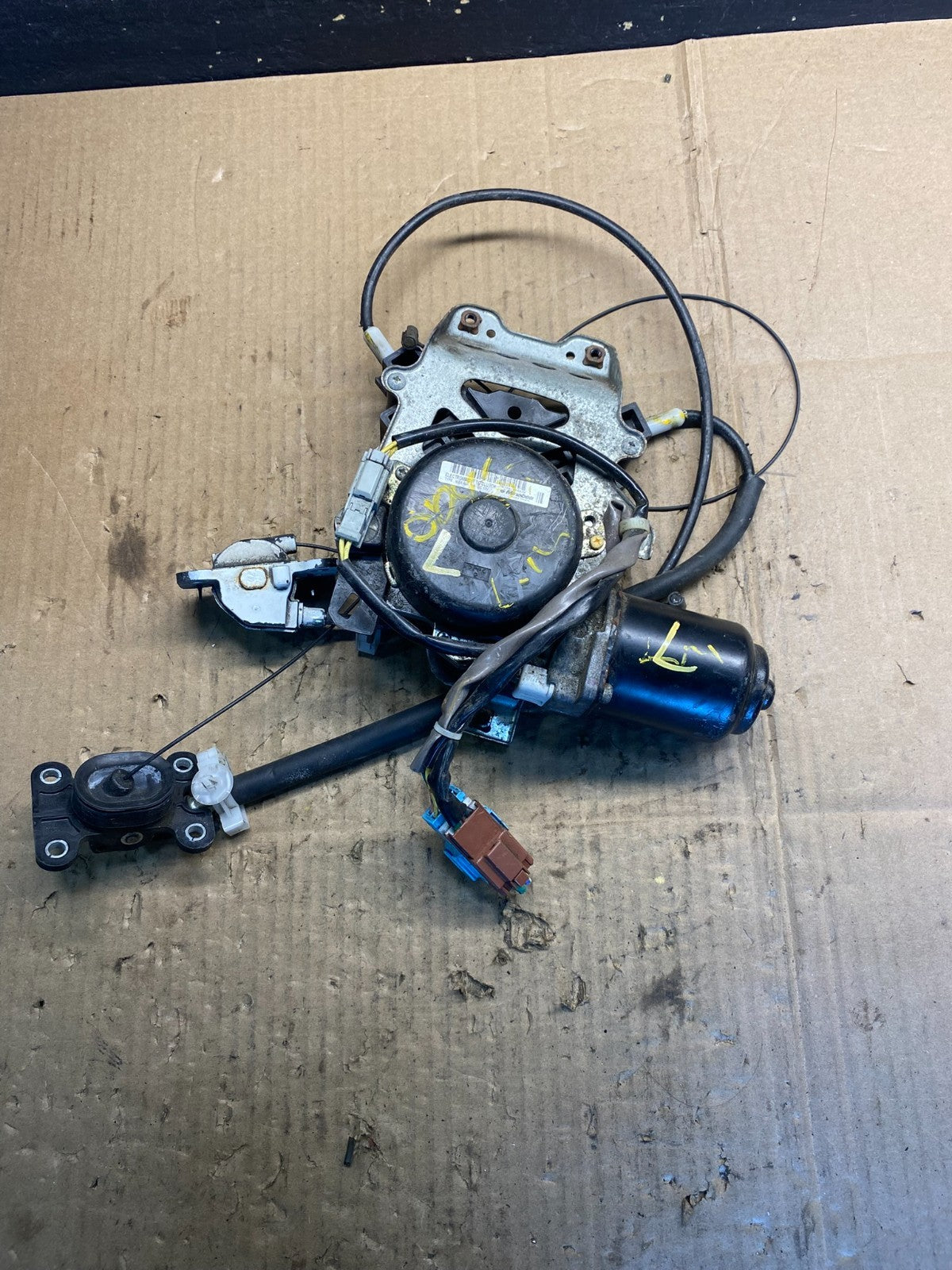2005 - 2010 Honda Odyssey Rear Left Sliding Door Lock Actuator Motor AA7501 DG3