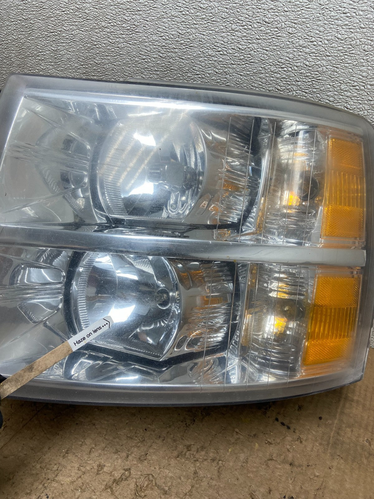 2007 to 2014 Chevrolet Silverado Left Driver Lh Side Headlight Oem AA8346 DW4