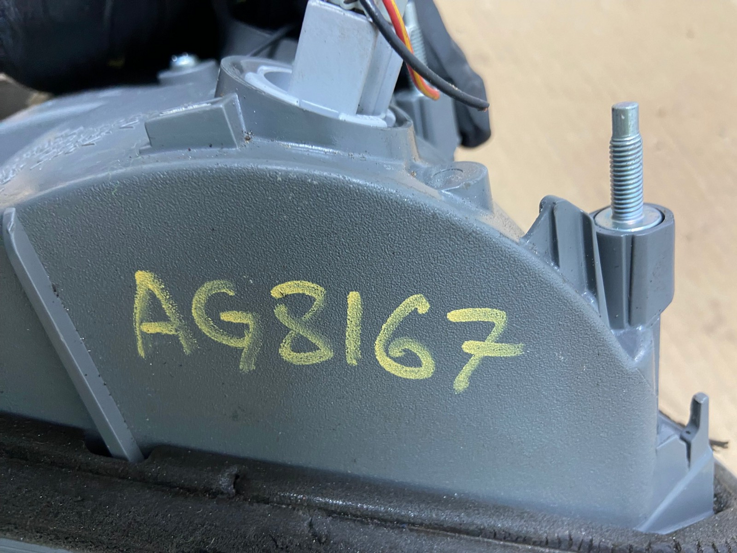 2007 2008 2009 Mazda Cx-9 Right Passenger Rh Side Inner Tail Light AG8167 LK6