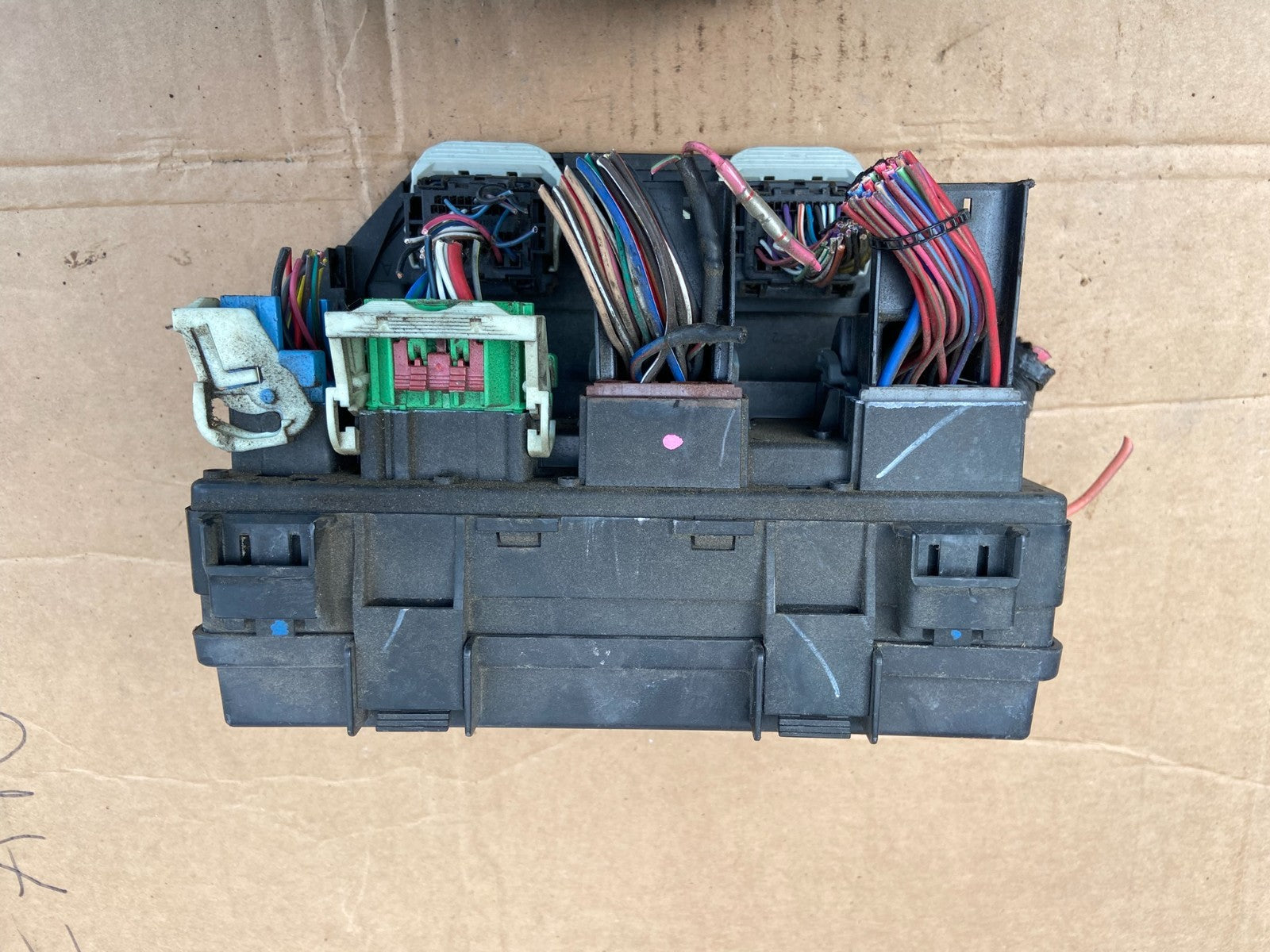 2011 Dodge Durango Grand Cherokee Fusebox Fuse Box Relay Module ad2928 DG1