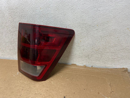 2005 - 2006 Jeep Grand Cherokee Right Passenger Rh Tail Light DEPO AH8467 LK2