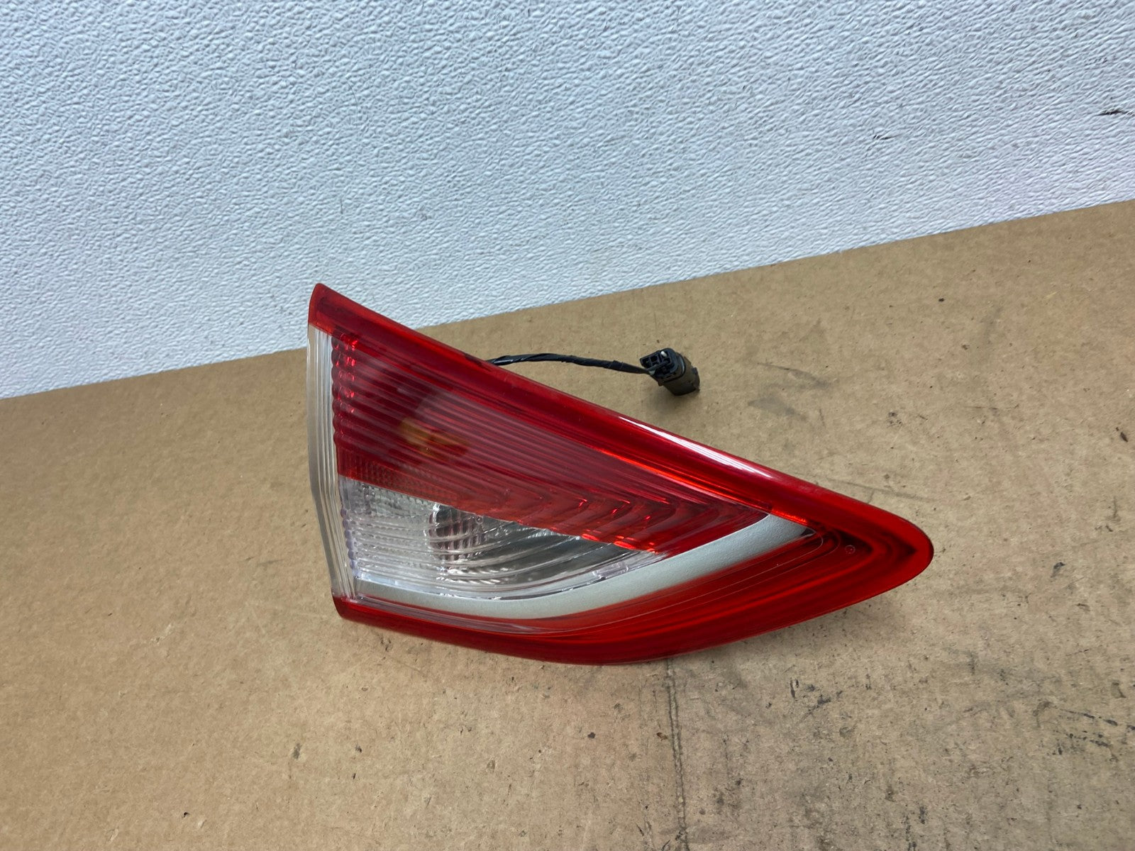 2013 to 2016 Ford Escape Left Driver LH Side Inner Tail Light OEM AC3317 LK1