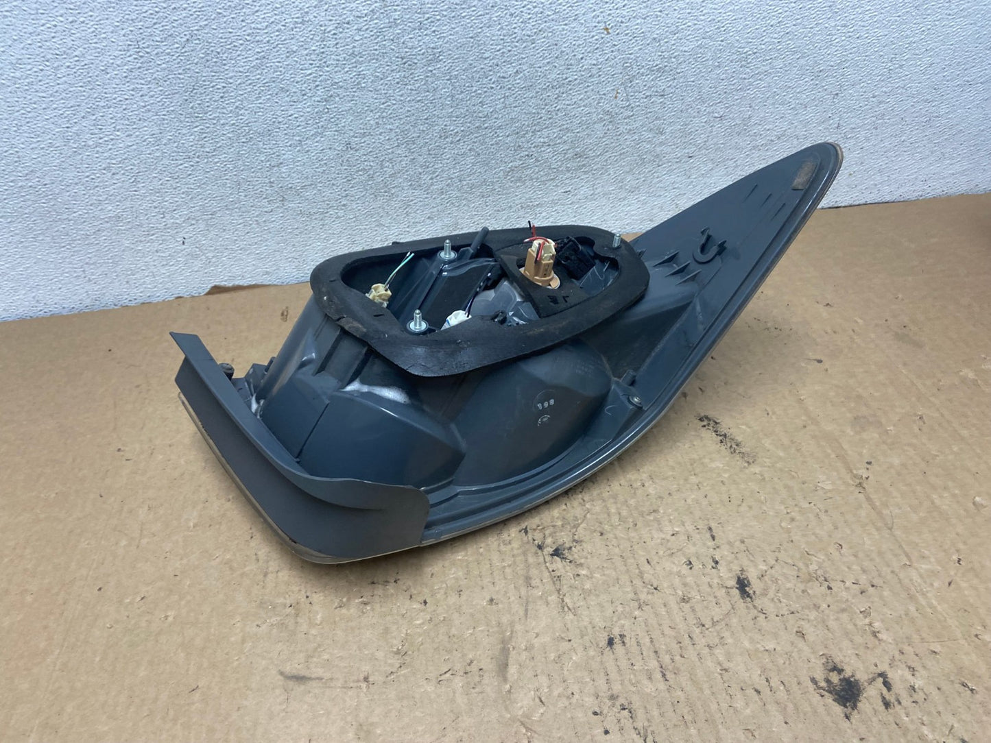 2007 2008 2009 Mazda CX-7 Right Passenger Rh Side Tail Light AG2314 LK5