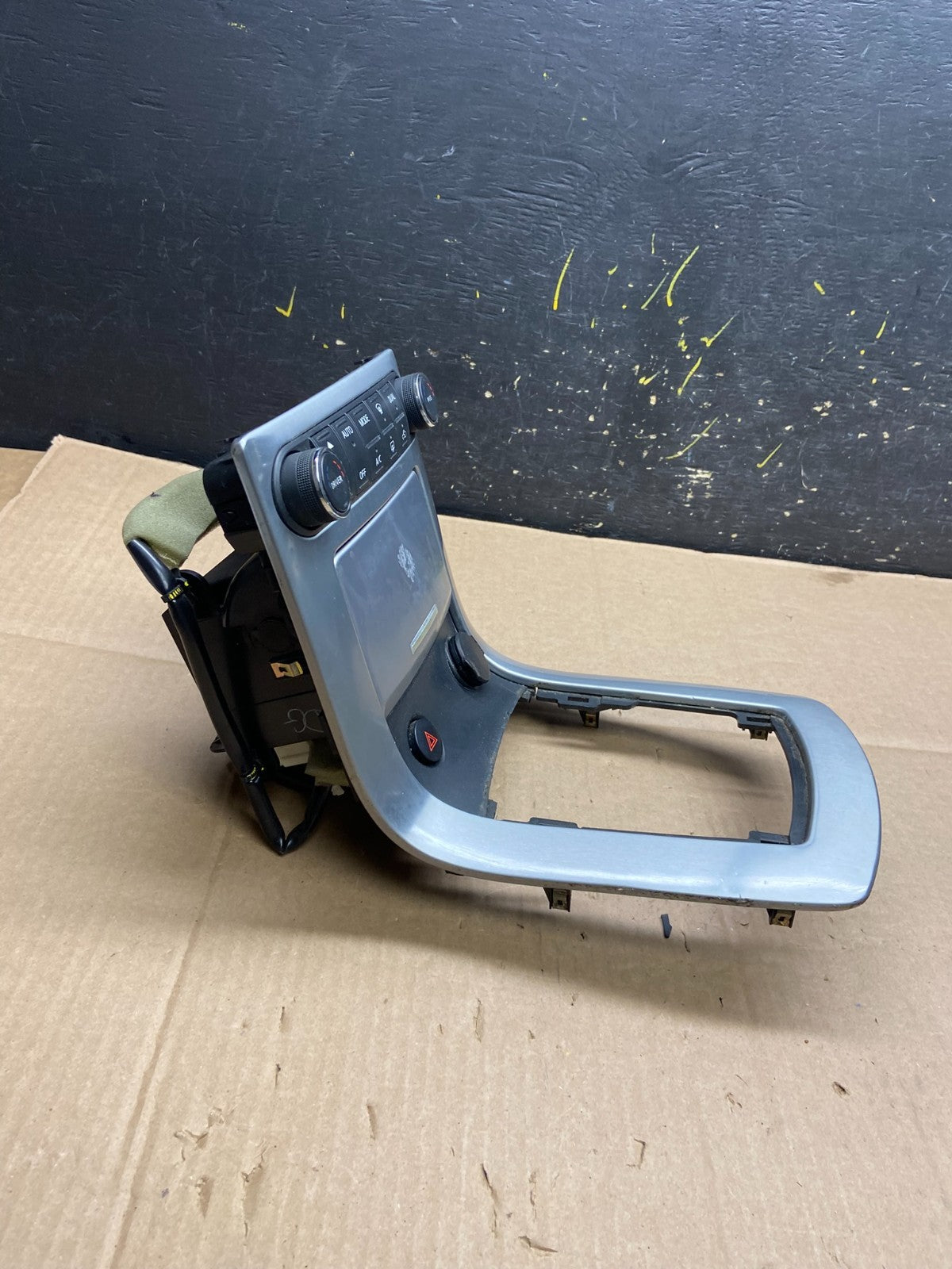 2007 2008 Nissan Maxima Climate Control Shifter Floor Bezel Trim OEM Y2155 DG3