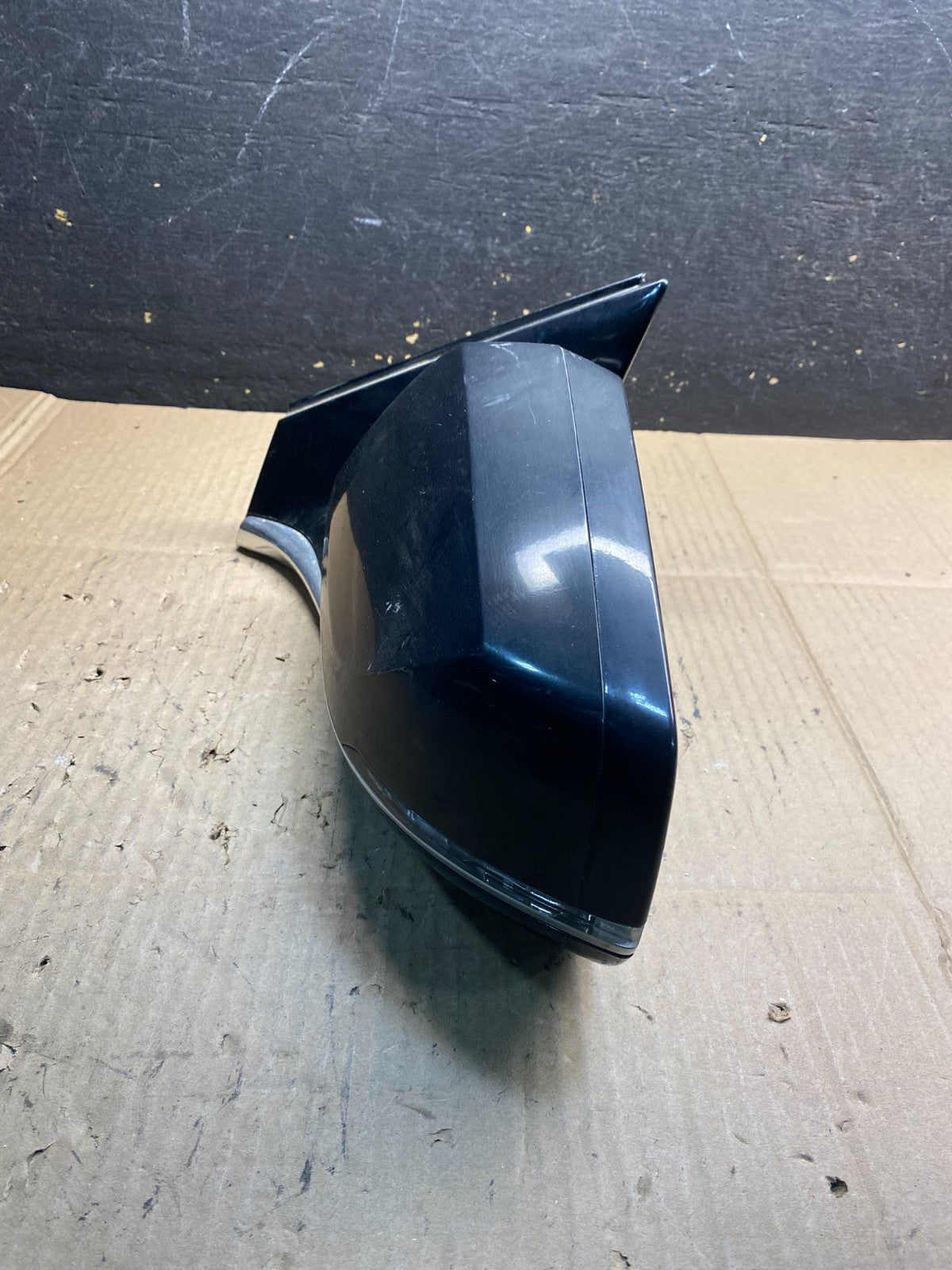 2013 to 2019 Cadillac XTS Left Driver LH View Door Mirror AB0750 MS9