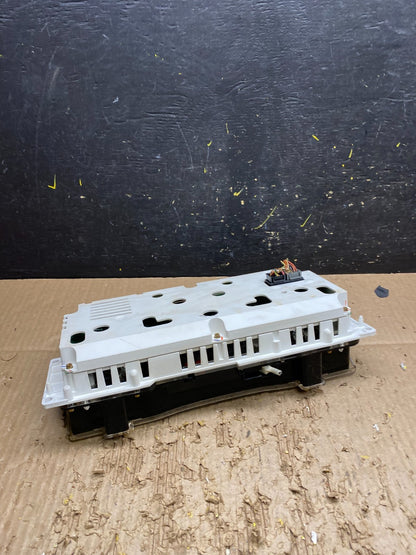 1998 to 2002 Lincoln Town Car Speedometer Gauge Cluster V7626 DG5