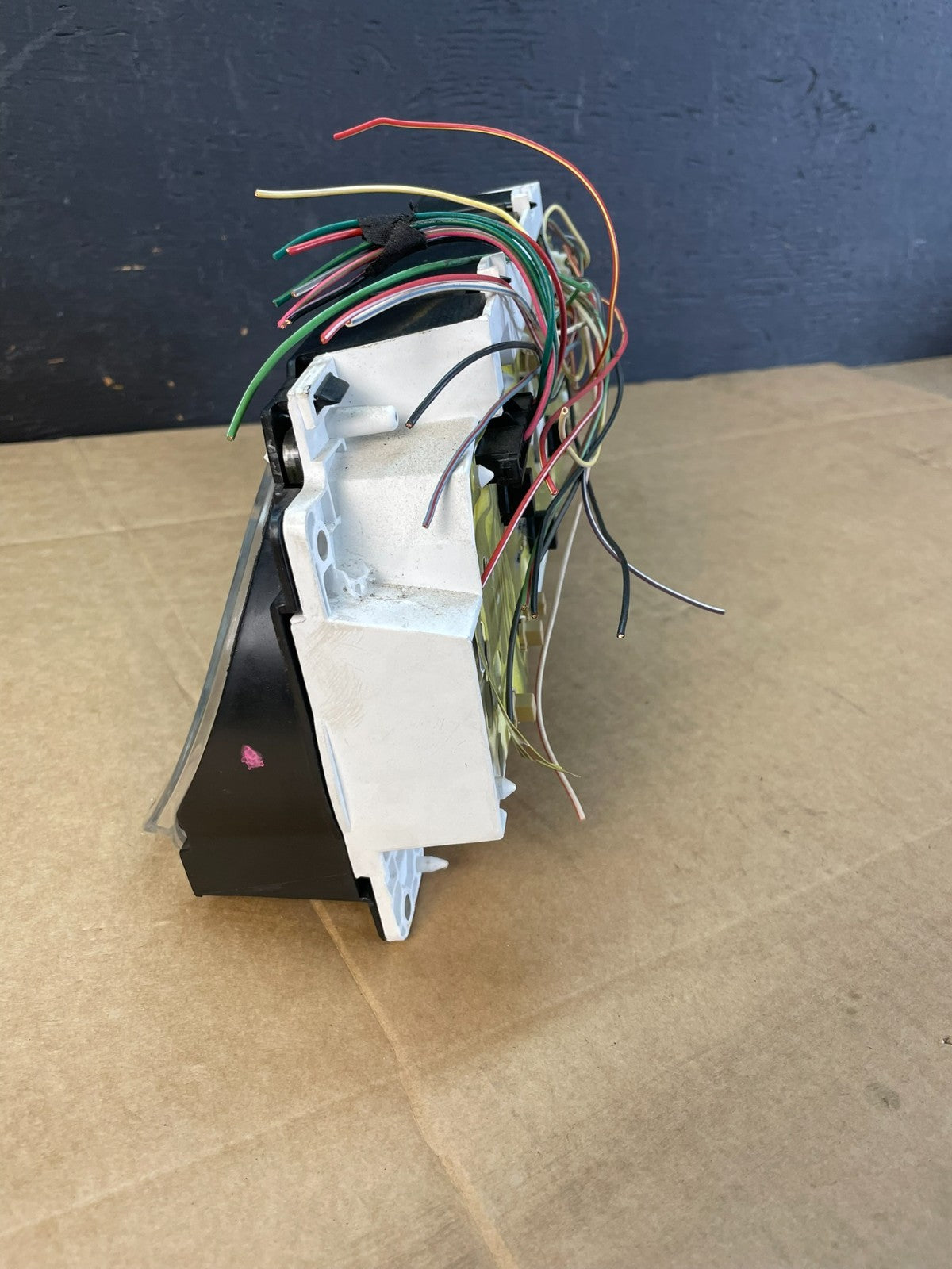 1999 to 2000 Ford E150 E250 E350 VAN Gauge Speedometer Cluster AC4953 DG6
