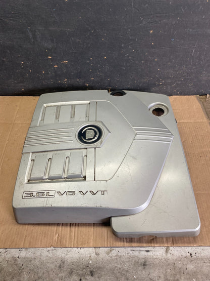 2004 to 2007  Cadillac CTS 3.6L Plastic Engine Cover Shield OEM Q0537 DG3