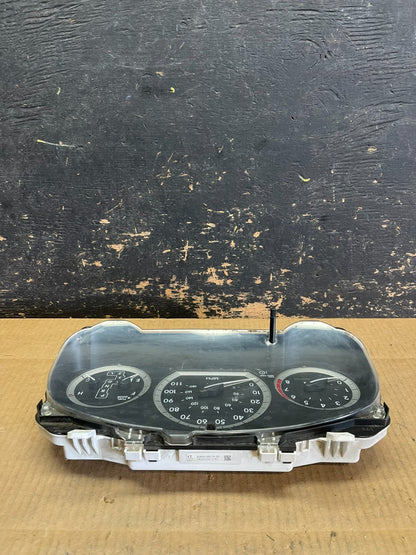 2006  Toyota Sienna Speedometer Cluster Gauge AA9288 DG6