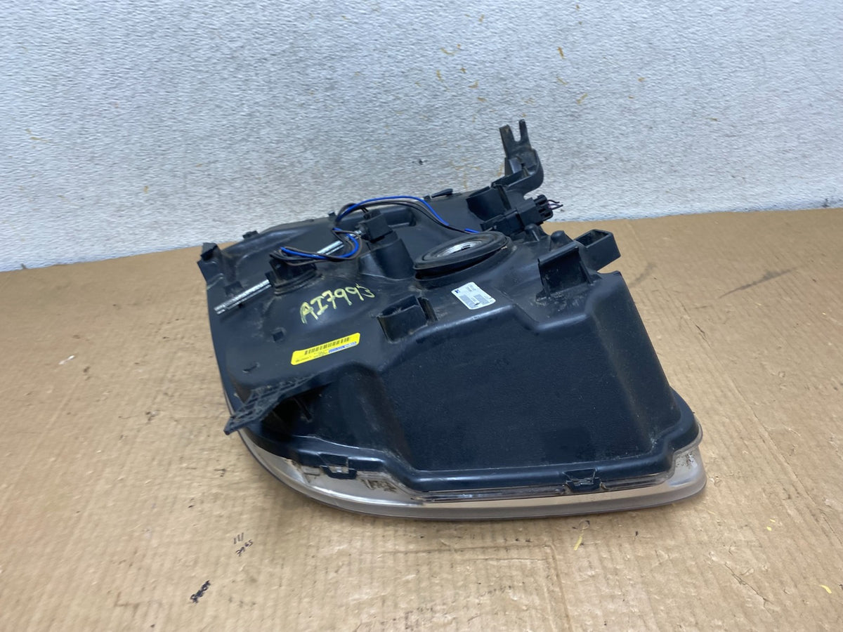2007-2014 GMC Yukon Halogen Headlight Right Passenger Side TYC AI7993 DW8