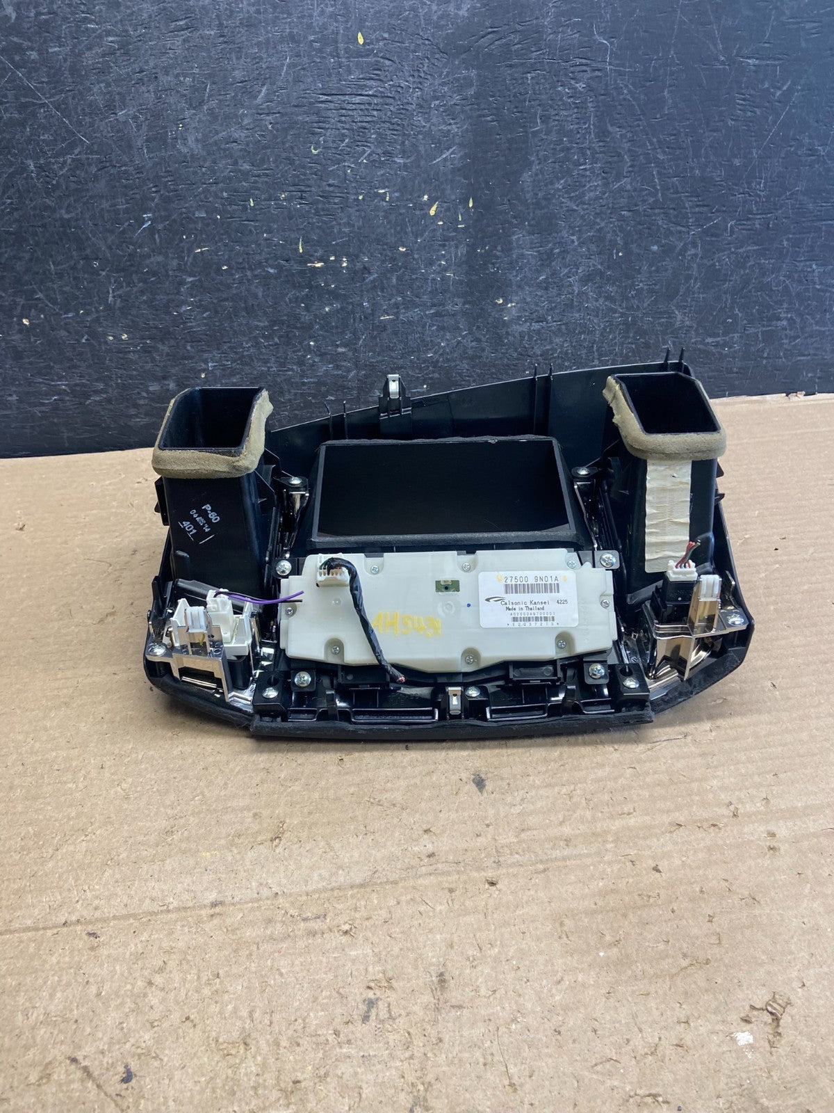 2009-2014 Nissan Maxima Center Console Climate Control Radio Bezel AH5431 DG3