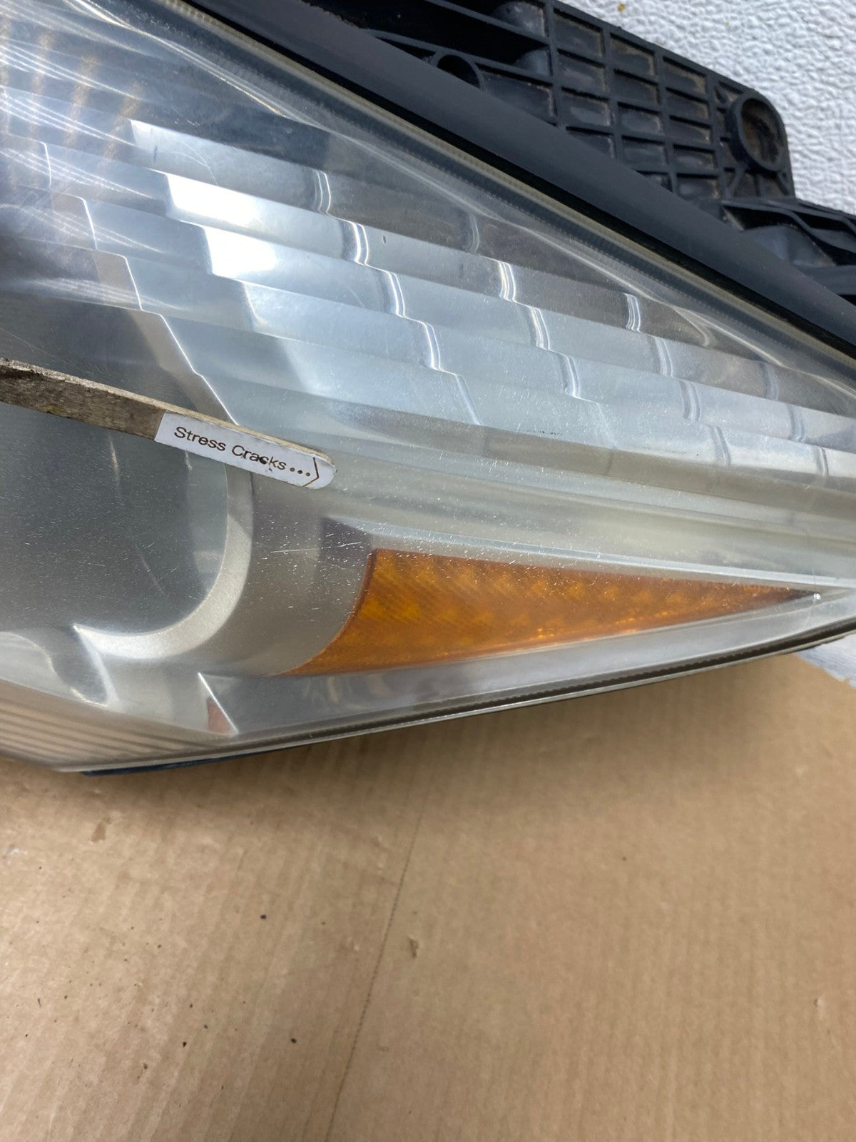 2009 to 2012 Chevrolet Traverse Left Driver Side Halogen Headlight AI5807 LK4